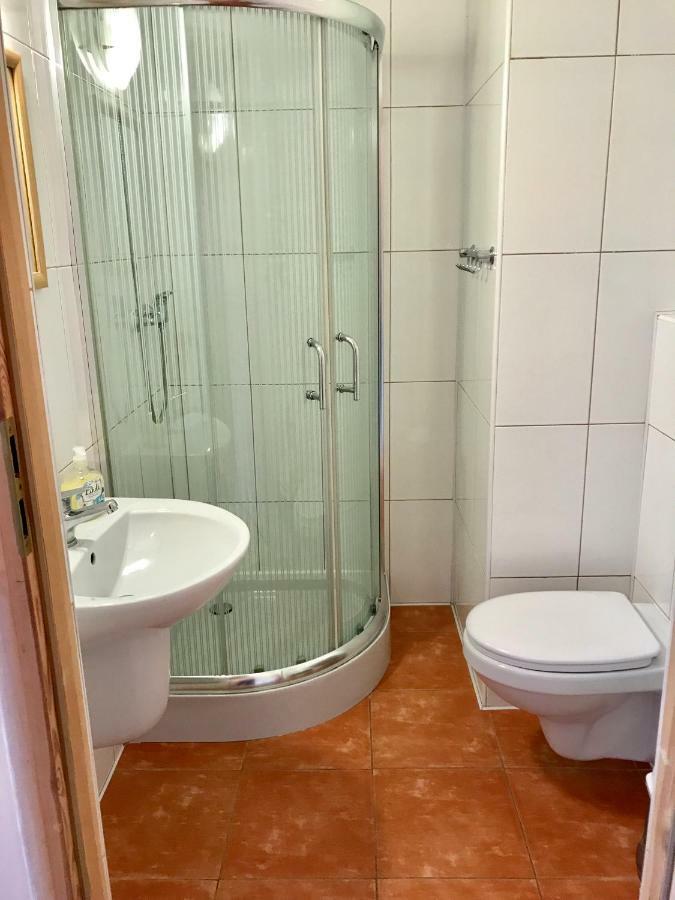U Schabinskiej Chyrowianka Gosciniec Dukla Ngoại thất bức ảnh