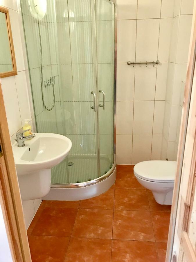 U Schabinskiej Chyrowianka Gosciniec Dukla Ngoại thất bức ảnh